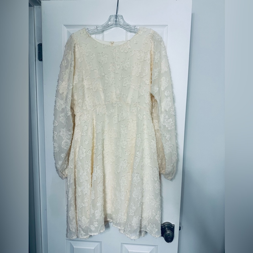 Cream Lace Short Maternity Dress